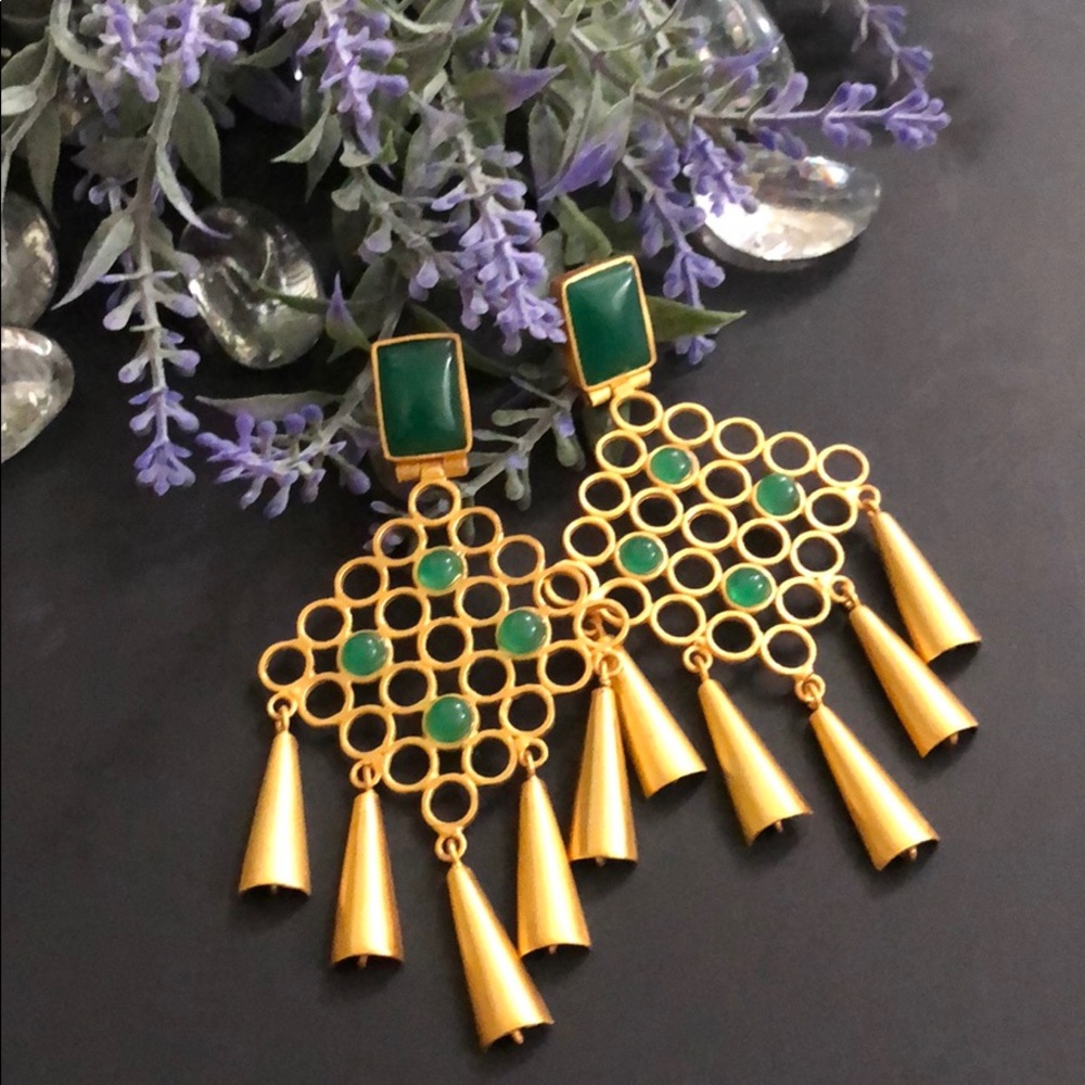Elegant Matte Gold Emerald Earrings